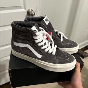 NWT Vans suede high tops